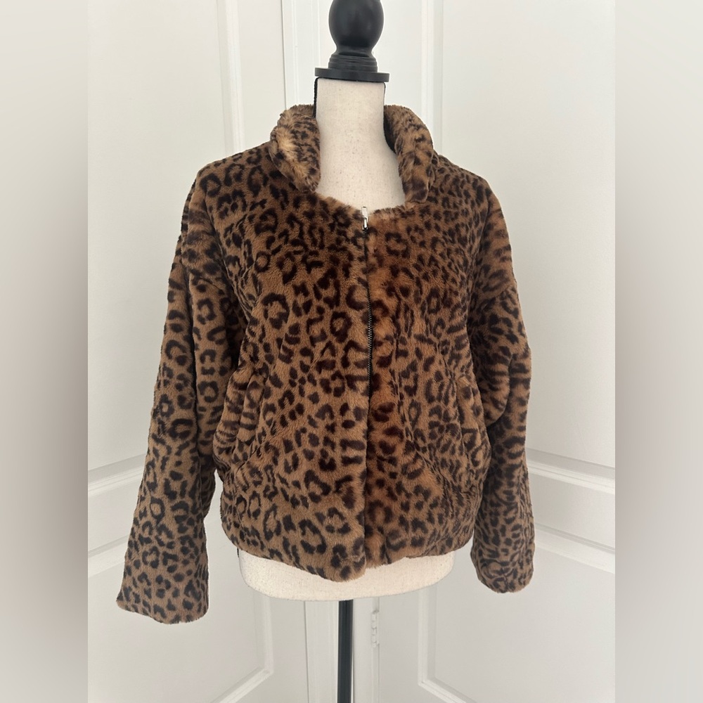 Free People Leopard Print Faux Fur Bomber Jacket Size SP Petite